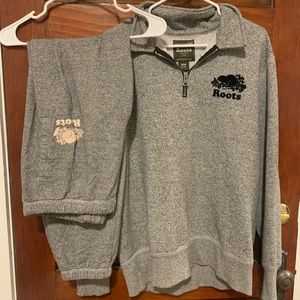 Roots Salt and Pepper Set